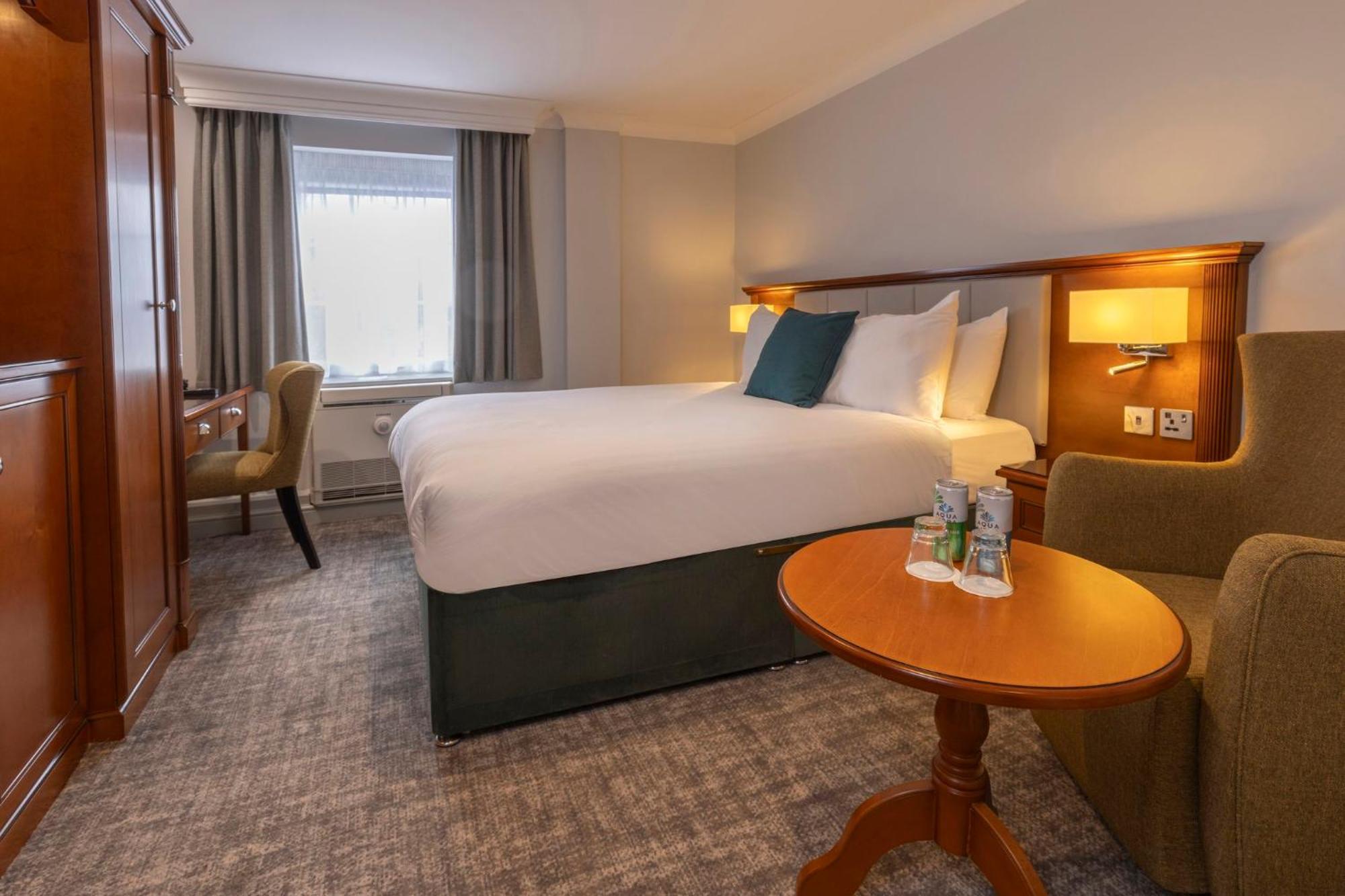 Crowne Plaza East Midlands Airport By Ihg Hotel Derby Exterior photo